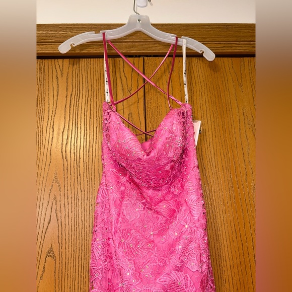 David’s Bridal petunia colored floral lace prom dress. size 6 - Picture 2 of 6